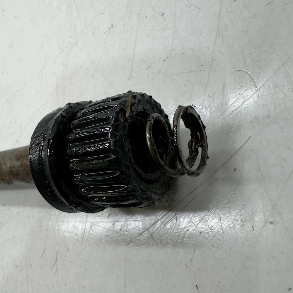 Joint Asm, Yoke - 2004 Honda Foreman 450