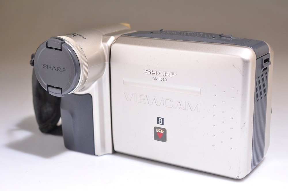 Sharp Viewcam 8ml -VL-E630 Viewcam UNTESTED-FOR PARTS OR REPAIR