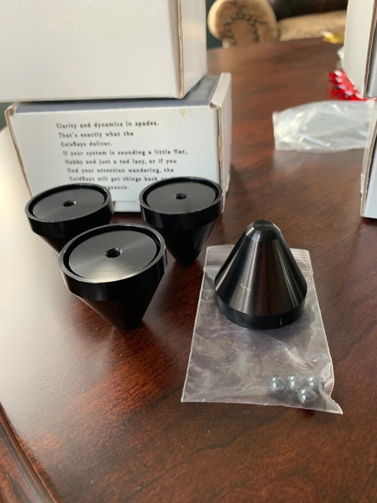 Cold Ray Ceramic Black & Ceramic Silver 4 per box Vibration Control Cones