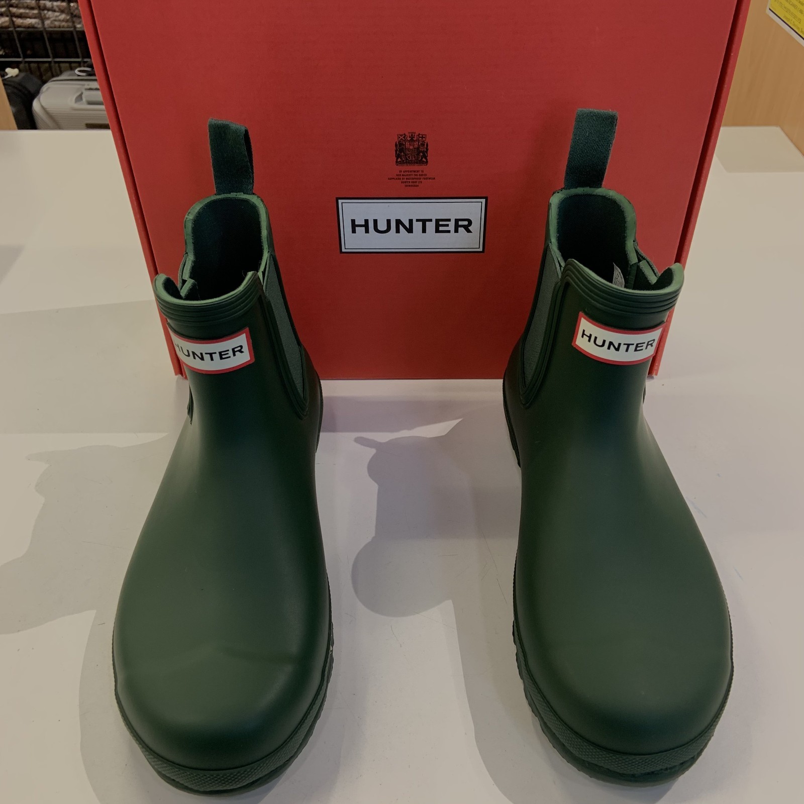 Hunter Womens Original Chelsea Waterproof Rain Ankle Boots Hunter Green.