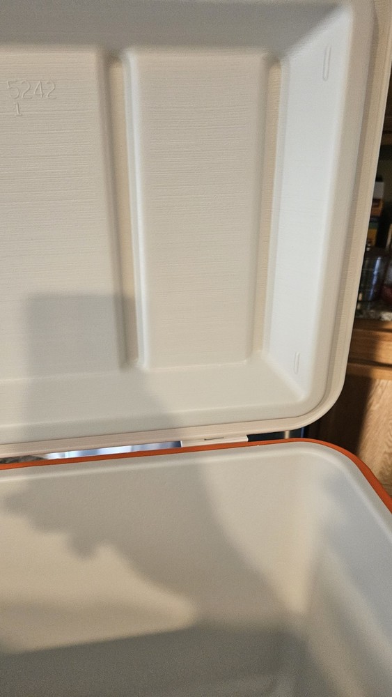 Gatorade Coleman 48-Quart Cooler with G logo - Open Box
