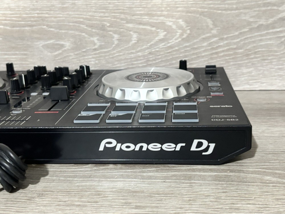 Pioneer DDJ-SB2 USB 2-Channel Serato Performance DJ Mixing Controller System