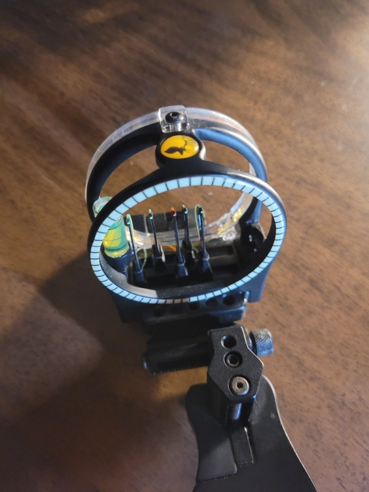 Trophy Ridge Hit-Man 5 Compound Bow Sight Right Or Left Hand Bows