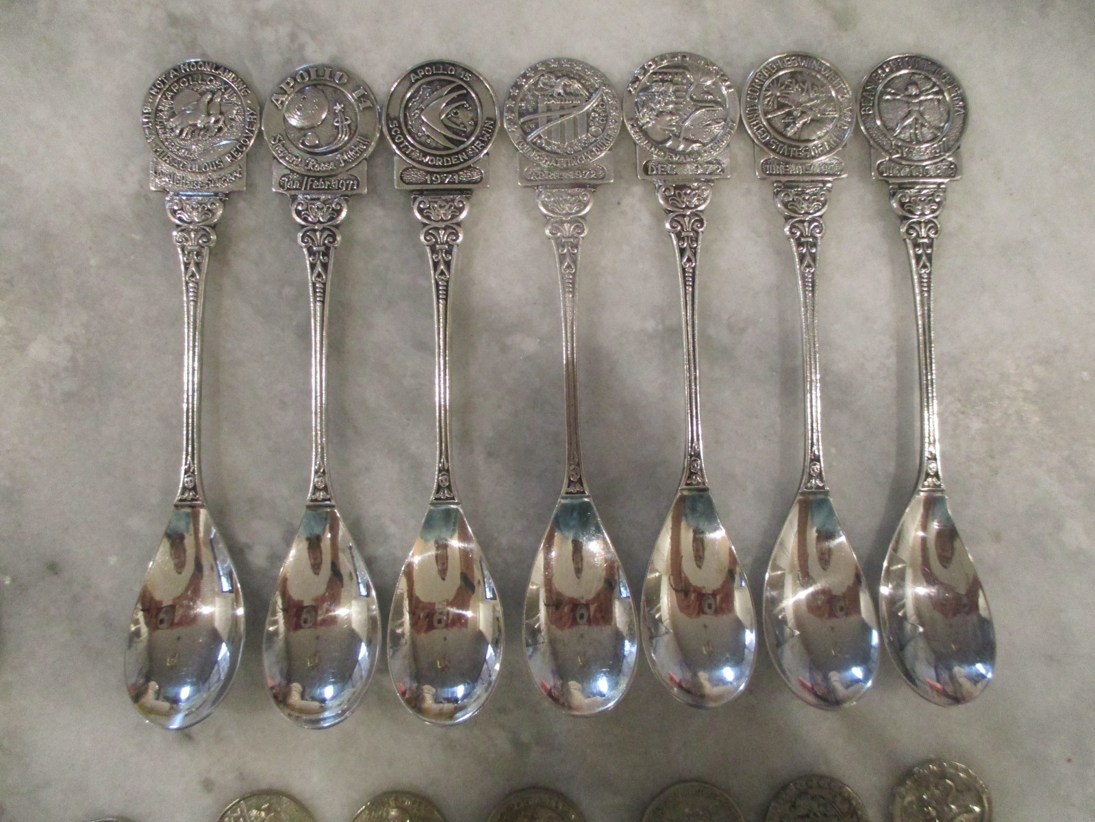 APOLLO SKYLAB MISSION SOUVENIR SPOONS SET(18) +STERLING APOLLO 11 ENAMEL-HOLLAND