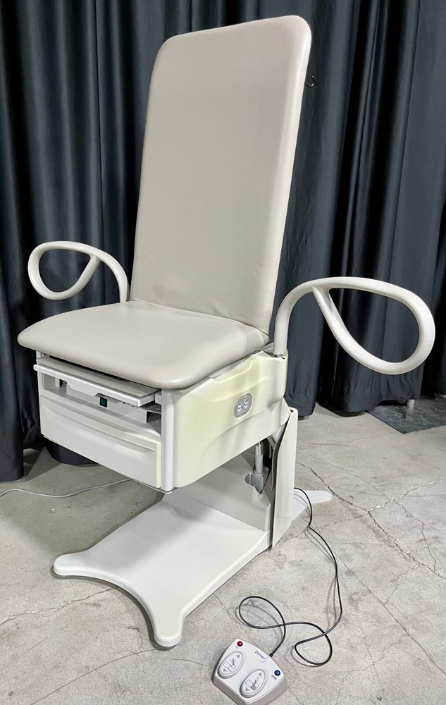 Brewer 5801 FLEX Access High-Low Exam Table
