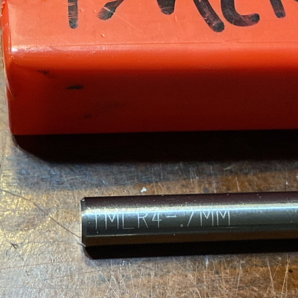 SCIENTIFIC CUTTING TOOLS TMLR4-.7MM Thread Mill,Spiral,Int,M4-0.7 (D3)