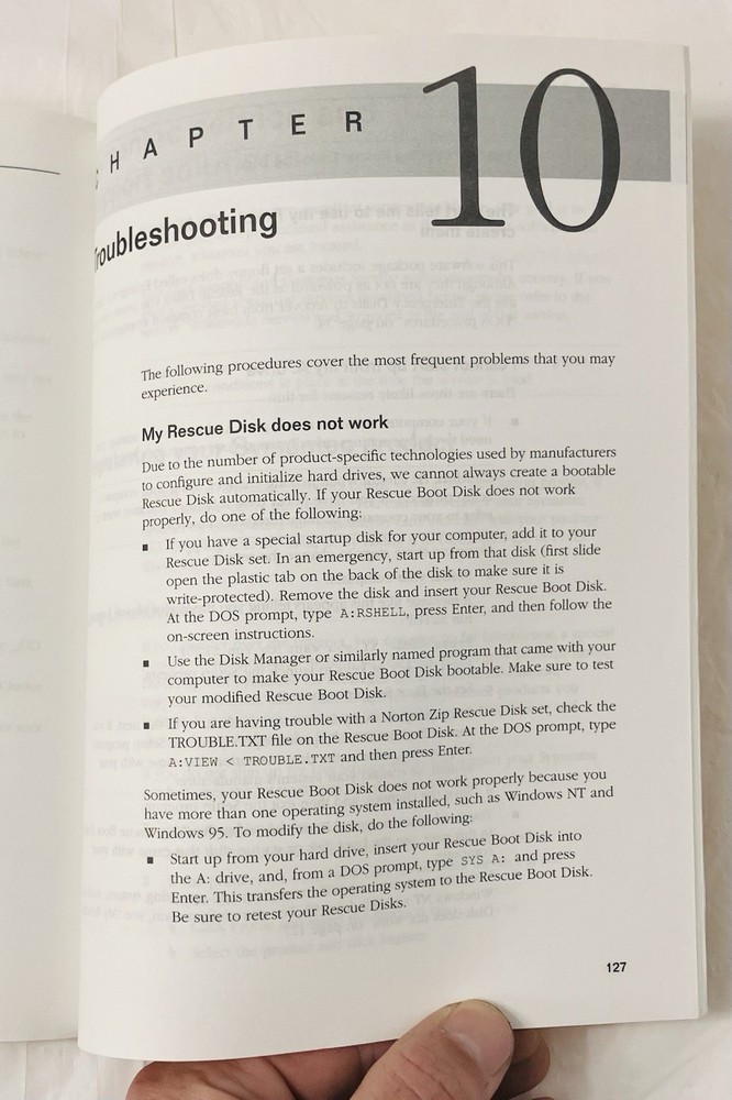 Norton Utilities 2000 v4.5 User’s Guide Symantec Windows 95/98 Reference Manual