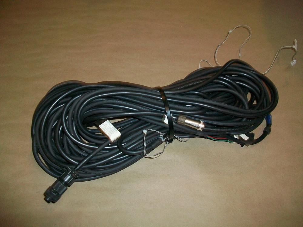 Fanuc Robot Cable A660-2007-T519  USED