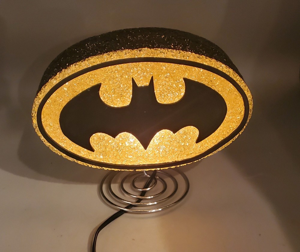 DC Comic’s Batman EVA Lamp / Light / Night Light  B20