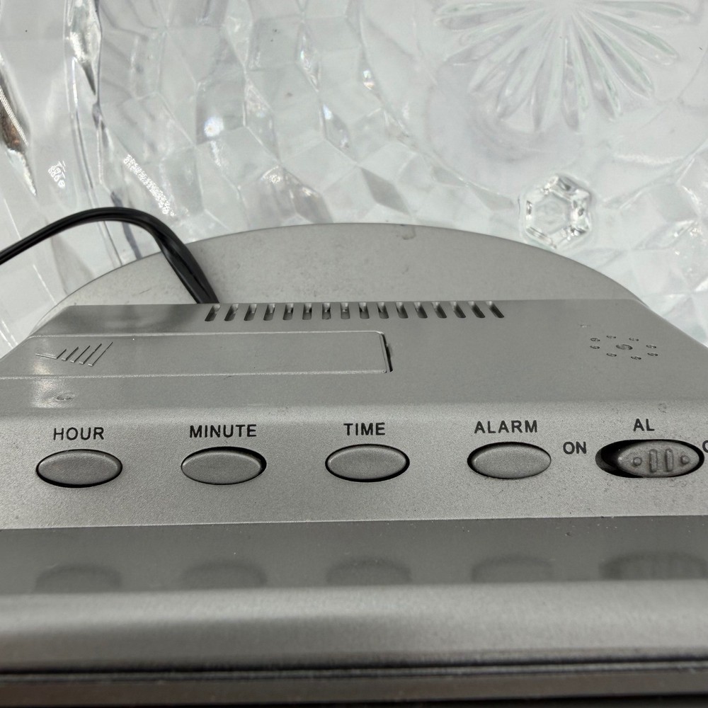 Advance Model 3112 Silver Dig\ital Alarm Clock Snooze Function ETL Listed