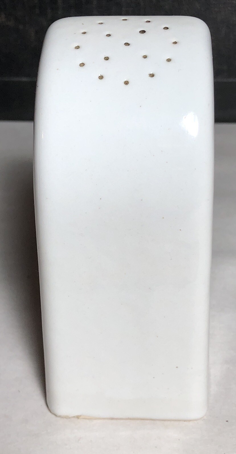 Pair Of Vintage Art Deco Mid Century Ceramic Salt & Pepper Shakers Gift