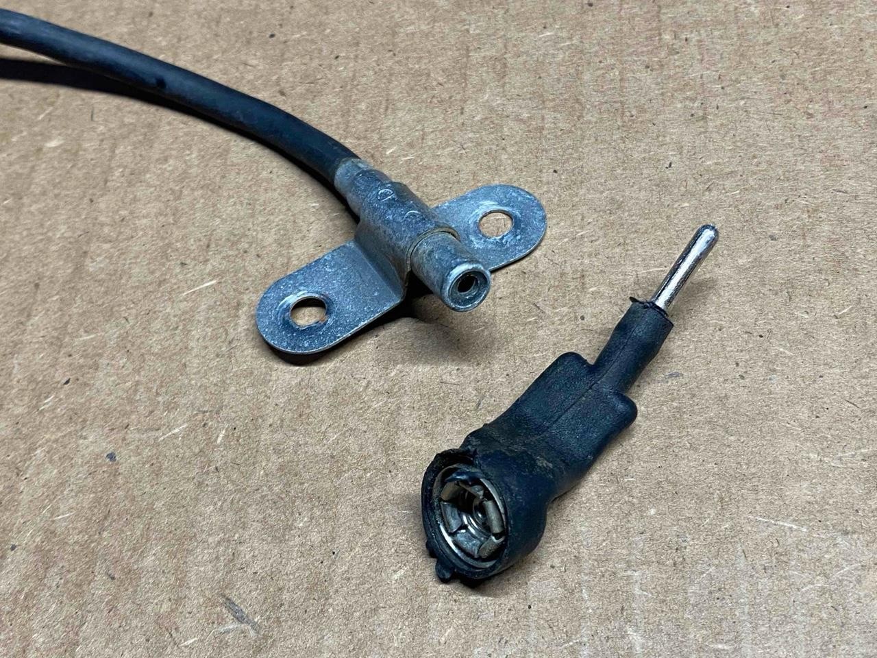 73-87 Chevy GMC Truck WINDSHIELD ANTENNA to RADIO CABLE Square Body K5 Blazer