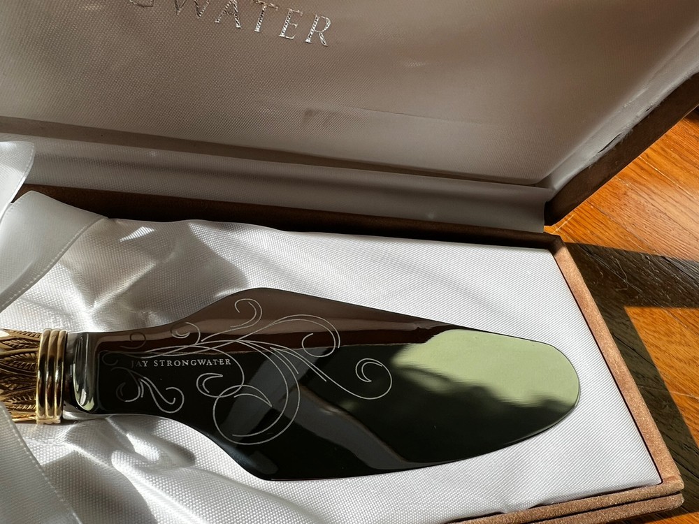 Jay Strongwater "Vivienne Duchess" Cake Knife