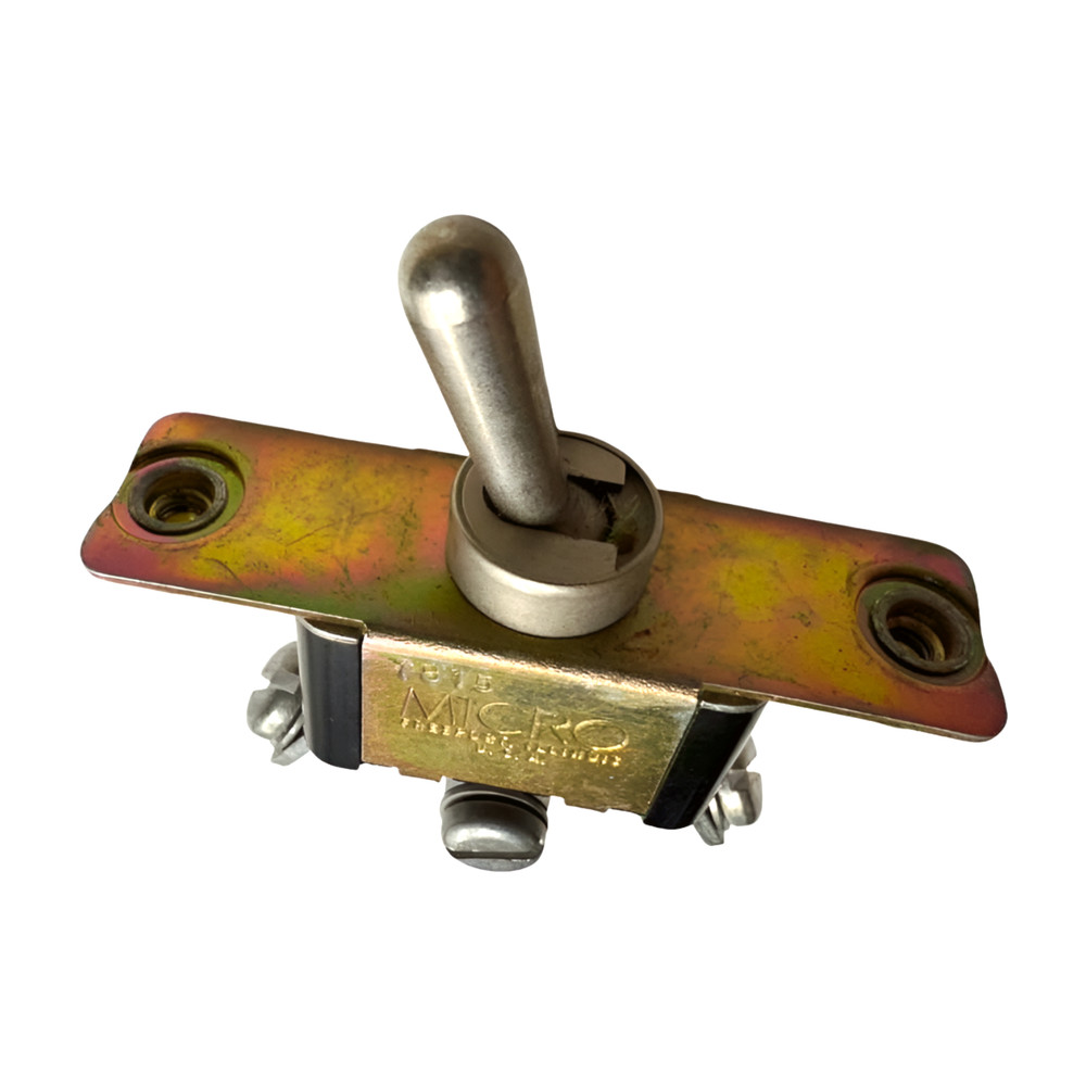 Micro 31TS1-3 Toggle Switch 2-Position, 7815 **Free Shipping**