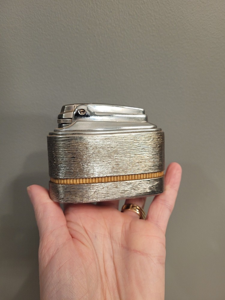 Vintage Ronson Table Lighter