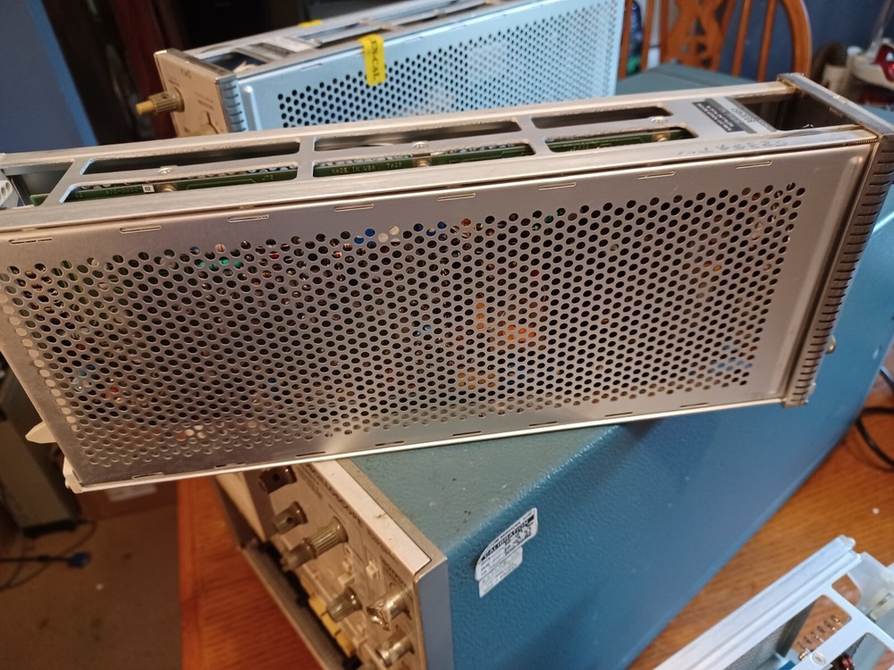 TEKTRONIX 7A29 1GHz Amplifier Vertical Plugin / Module