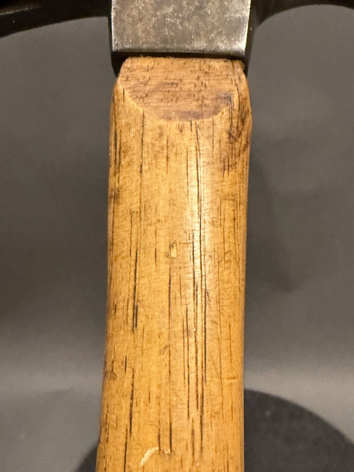 Nice Vintage Cheney Nail Holding Straight Claw Hammer. Very Clean Condition.