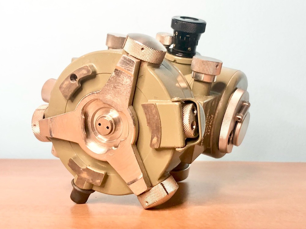 Vintage Kern DKM1 Transit Compact Theodolite