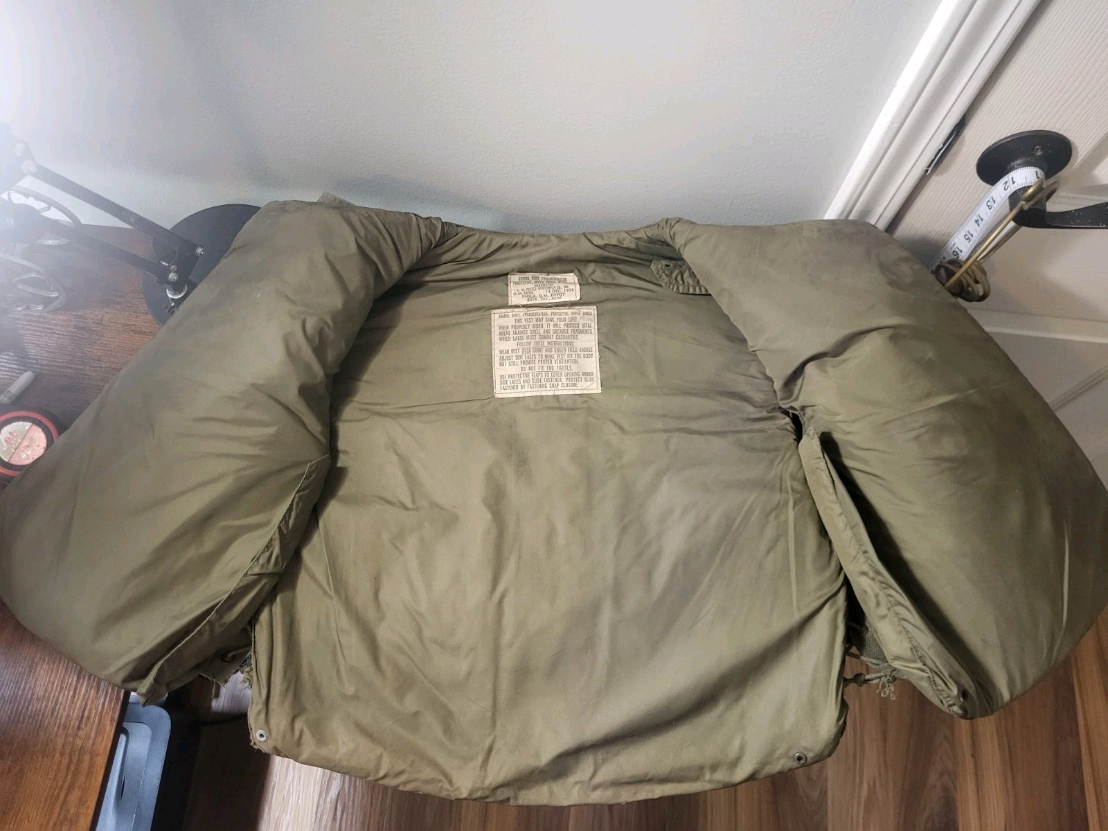 Vintage Korean / Vietnam War Era Armor Protective Vest M-1952A | Size Medium