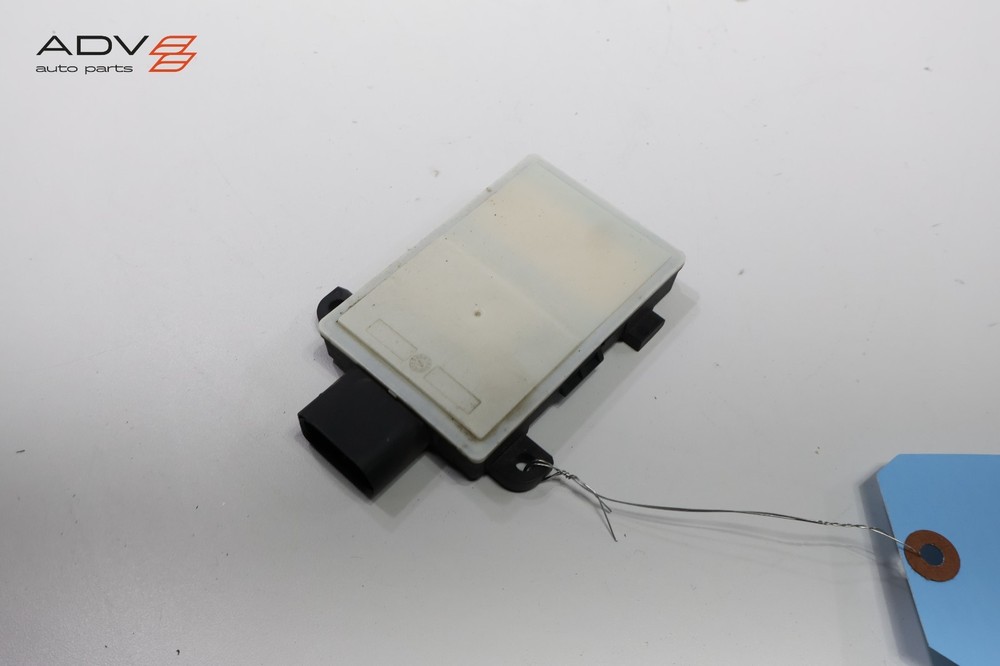 2019 AUDI E-TRON FRONT RIGHT PASSENGER SIDE BLIND SPOT RADAR SENSOR MODULE OEM