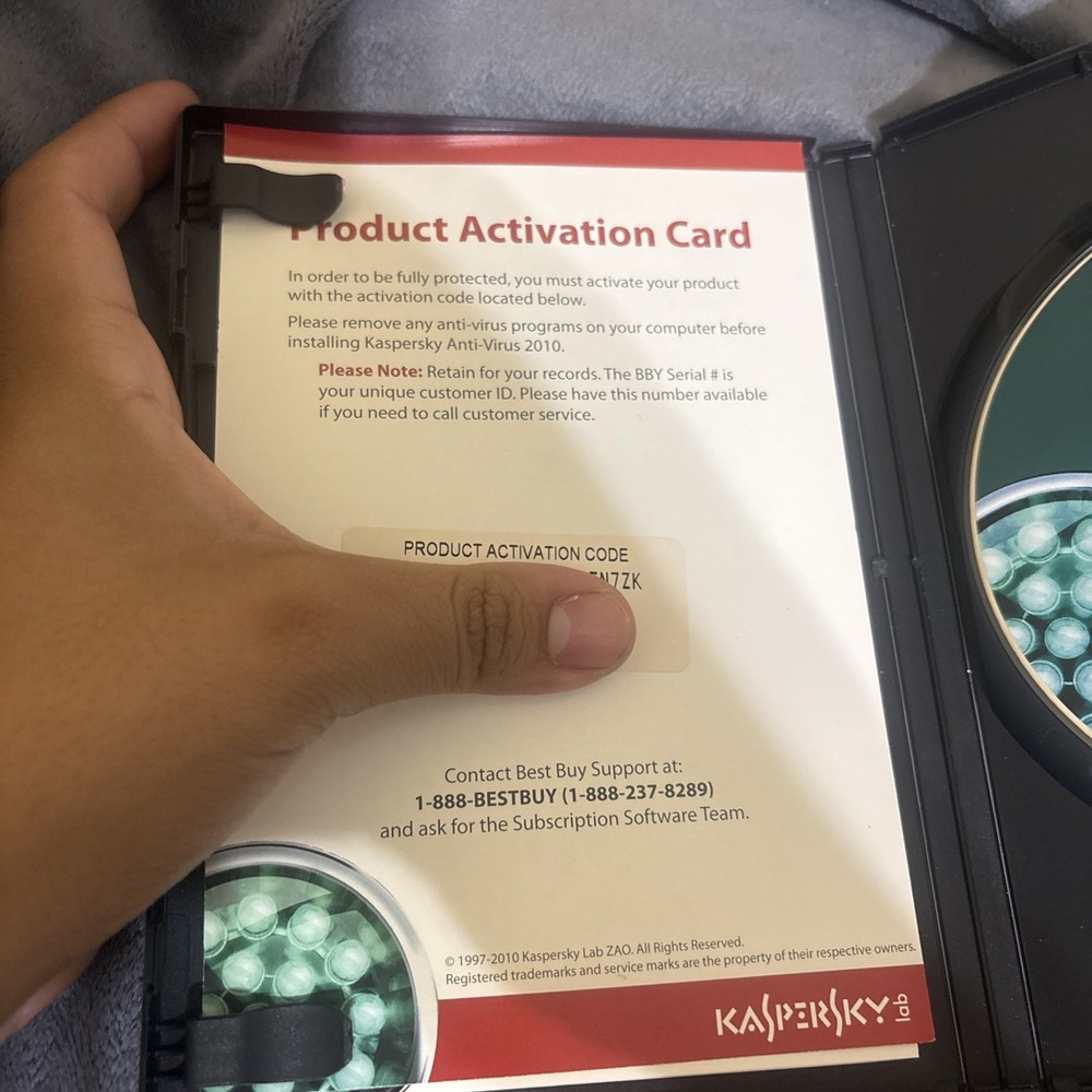 KASPERSKEY Lab Anti-Virus 2010 Protection PC Computer Security Software & Code
