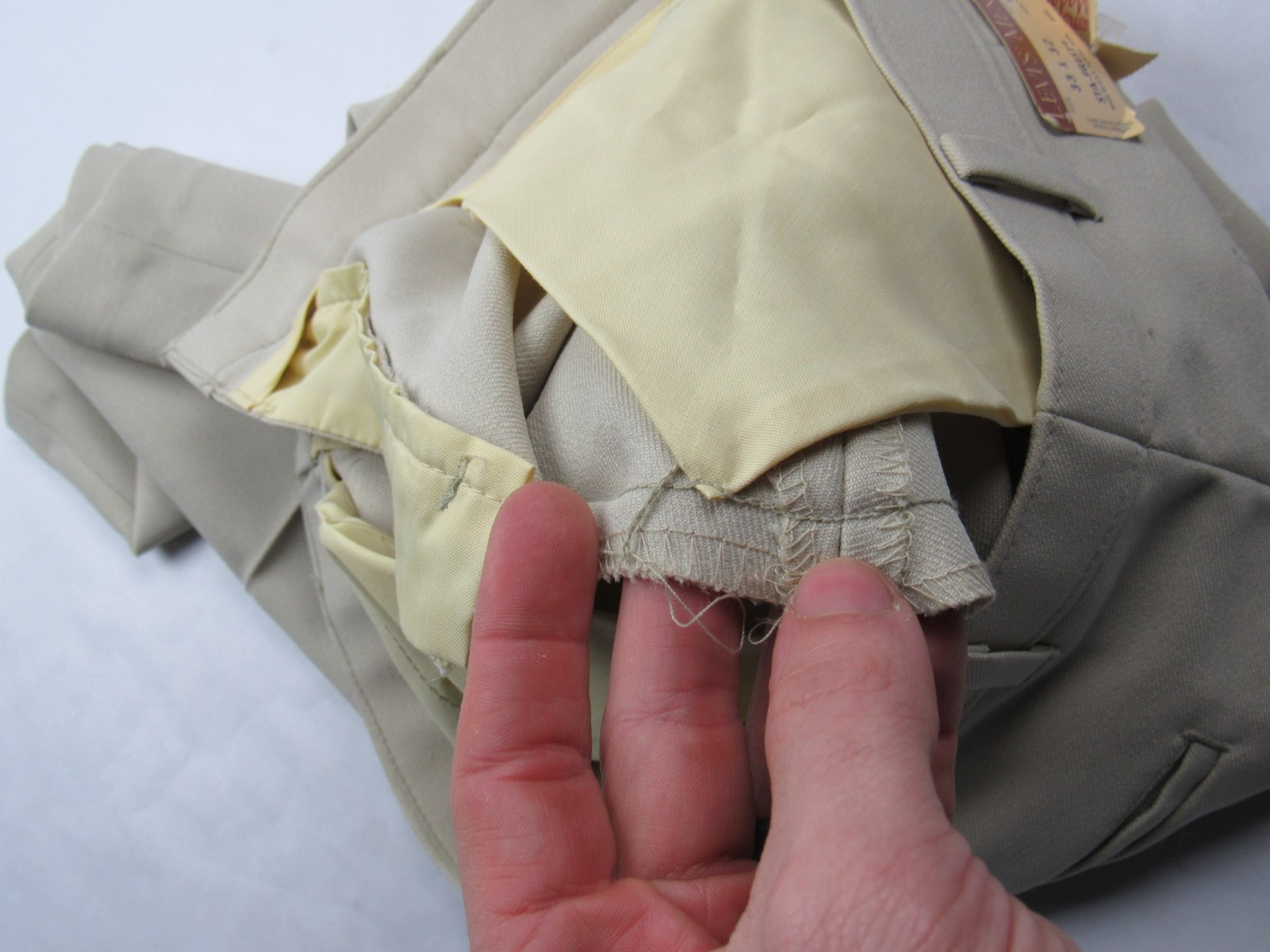 Vtg NOS Levi’s Menswear Action Slacks Sta Prest 33x32 Beige Pants 70s 80s NWT