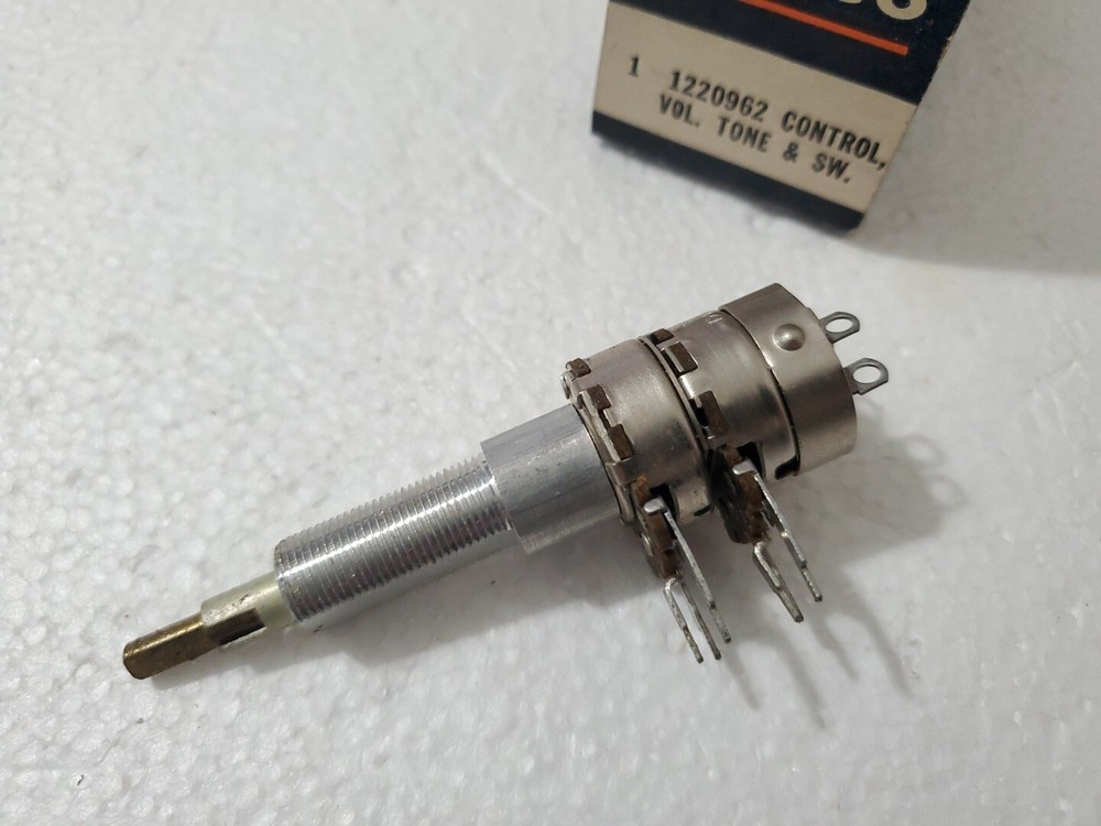 DELCO Control Volume Tone Switch Part #1220962 - Potentiometer