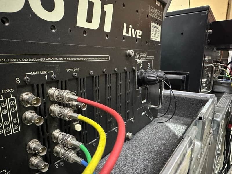 Digico D1 Live Digital Mixing Console W/Digico Engine/Opticore Cable (One) THS