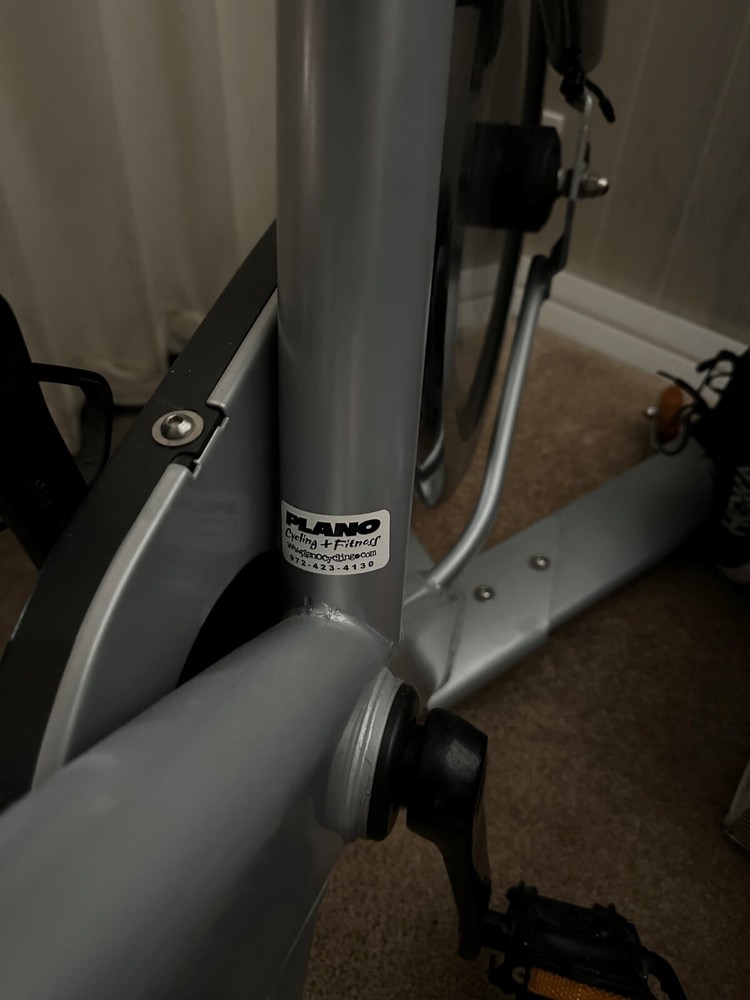 CycleOps Pro 300PT Indoor Cycle Trainer Stationary - slightly used