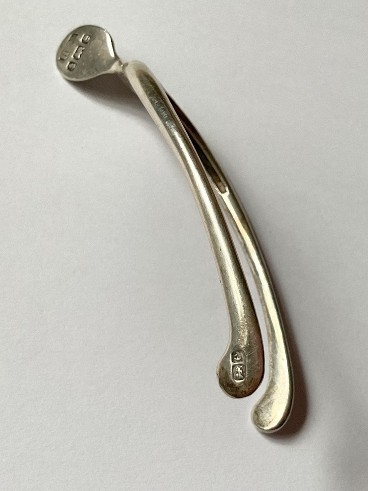 Antique Solid Silver Wishbone Tongs Birmingham 1904