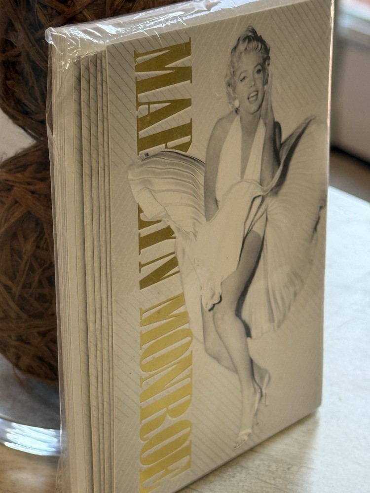 2012 Marilyn Monroe 8 Note Cards with Envelopes NIP by Sam Shaw