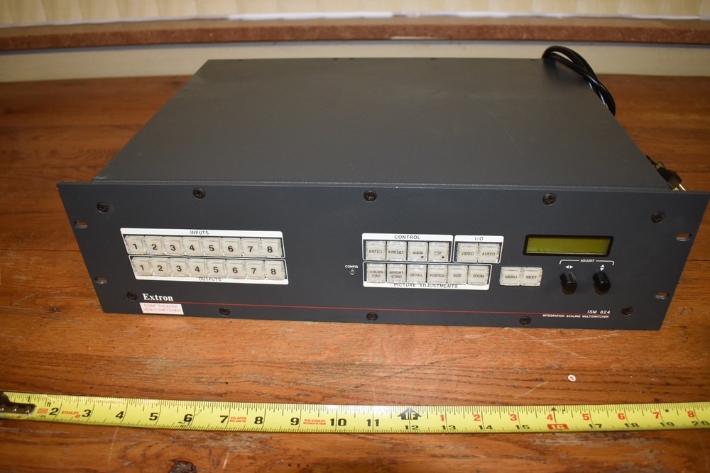 EXTRON VIDEO INTEGRATION SCALING MULTISWITCHER USED MODEL# ISM-824