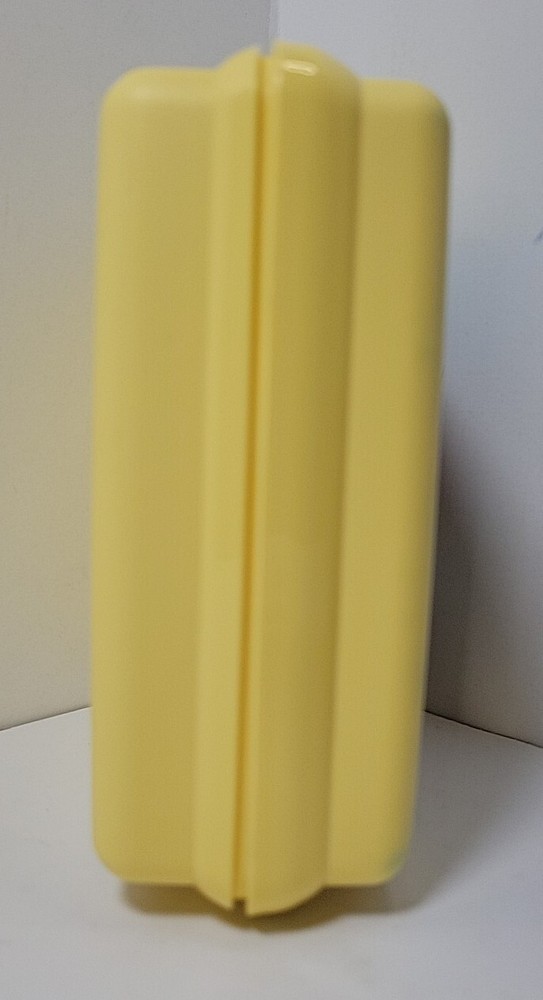 2007 Spongebob Squarepants Tupperware Sandwich Snack Container Box EUC