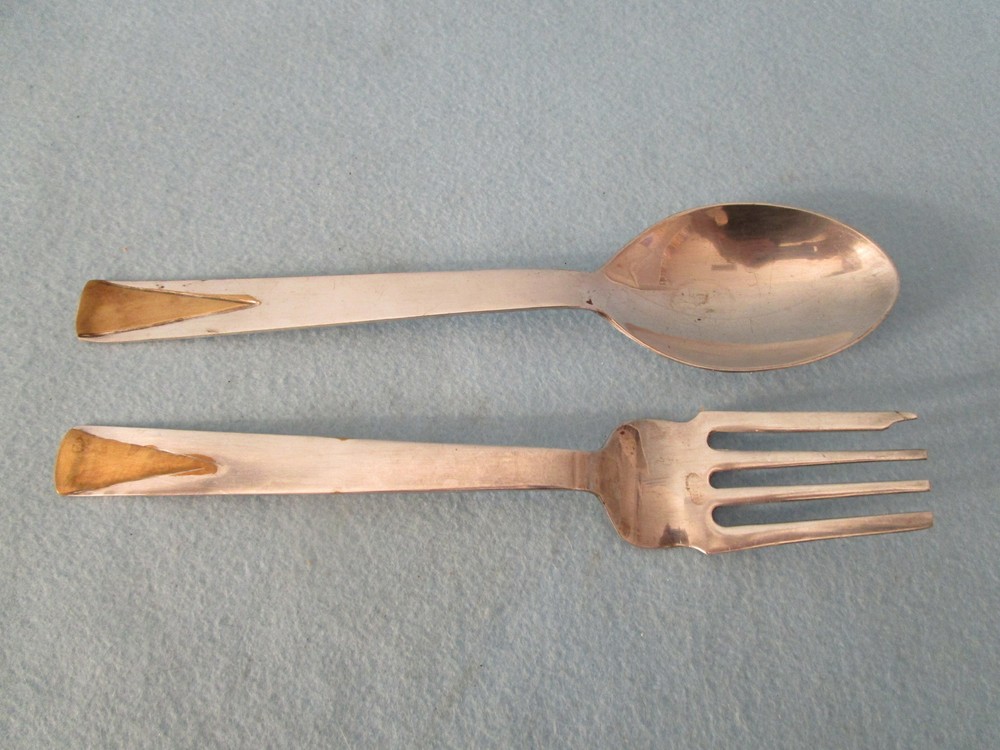 SALAD SERVER SPOON & FORK (silverplate w/ gold trim) MEXICO 4D85 modern utensil