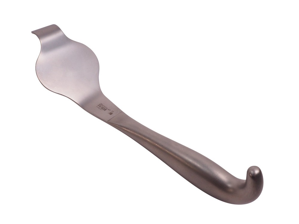 AESCULAP RETRACTOR BLADE USED GERMANY FK180R