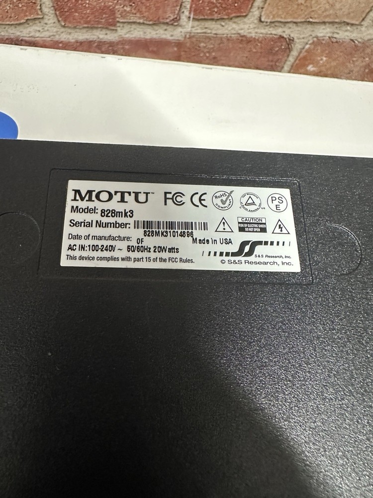 Motu 828mk3 Digital Audio Interface READ