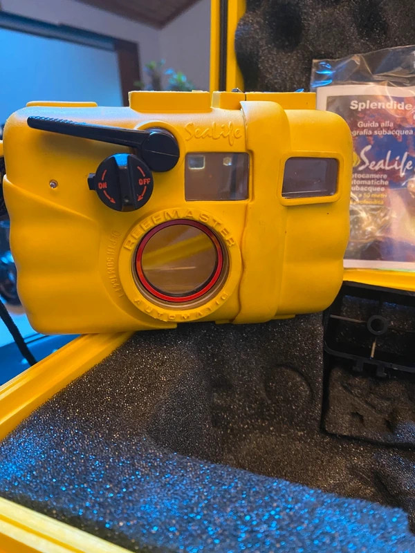sealife reefmaster camera kit with analogue underwater camera