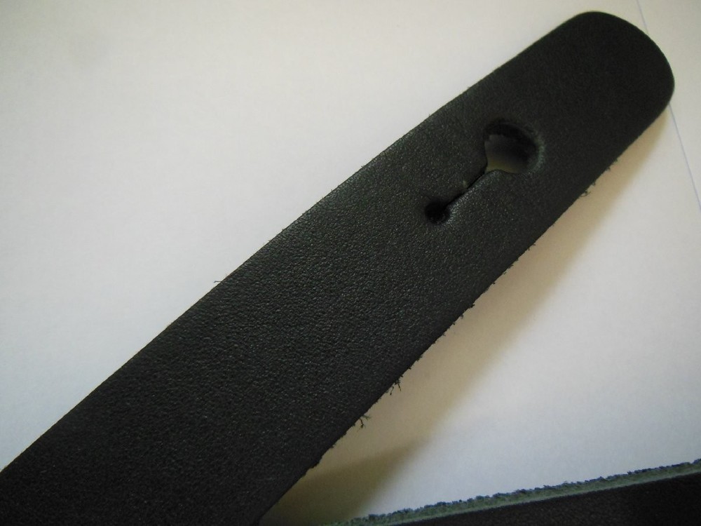 Takamine Black Leather Guitar Strap Adjustable Comfortable Made accessories E314