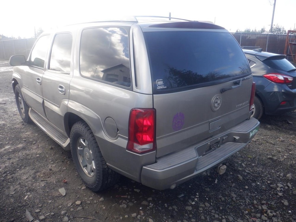 ESCALADE  2002 Rear View Mirror 31403072