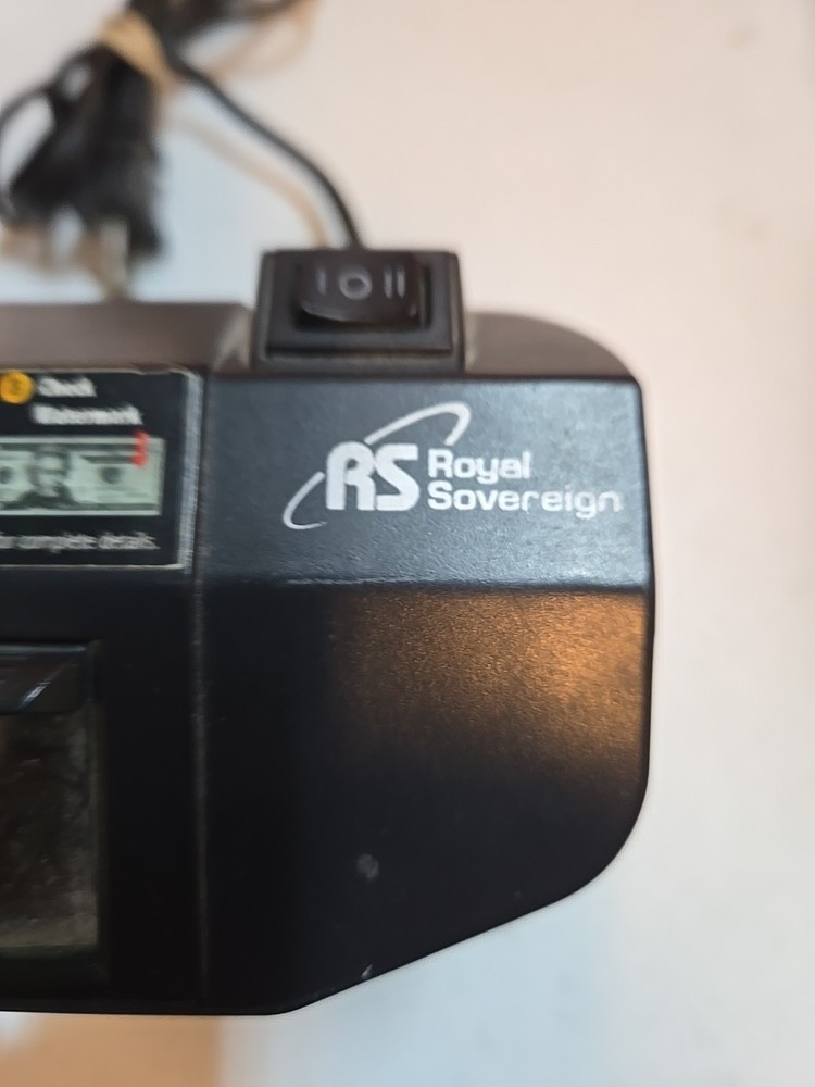 Royal Sovereign Counterfeit Detector; Model No. RCD-3Plus