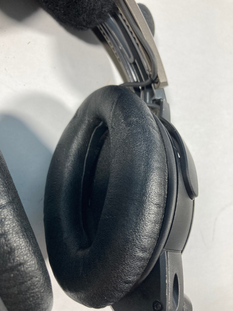 Bose A20 Aviation Headset Dual GA Coiled Cable Plug with Soft Case