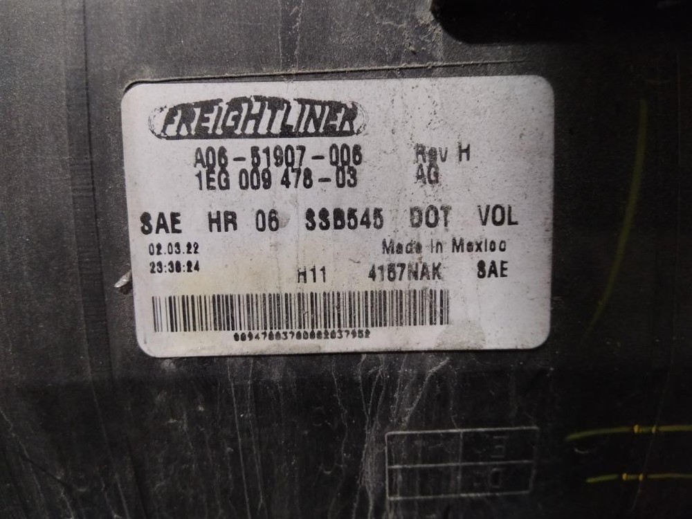 For 2016 FREIGHTLINER CASCADIA 2007-2018 HEADLIGHT Left , MD