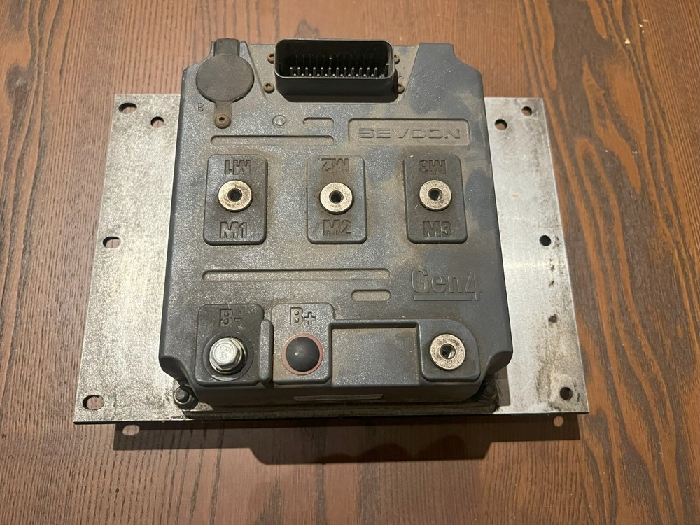 Sevcon Gen4 Size2 72-80V 180A 634A81203 Motor Controller