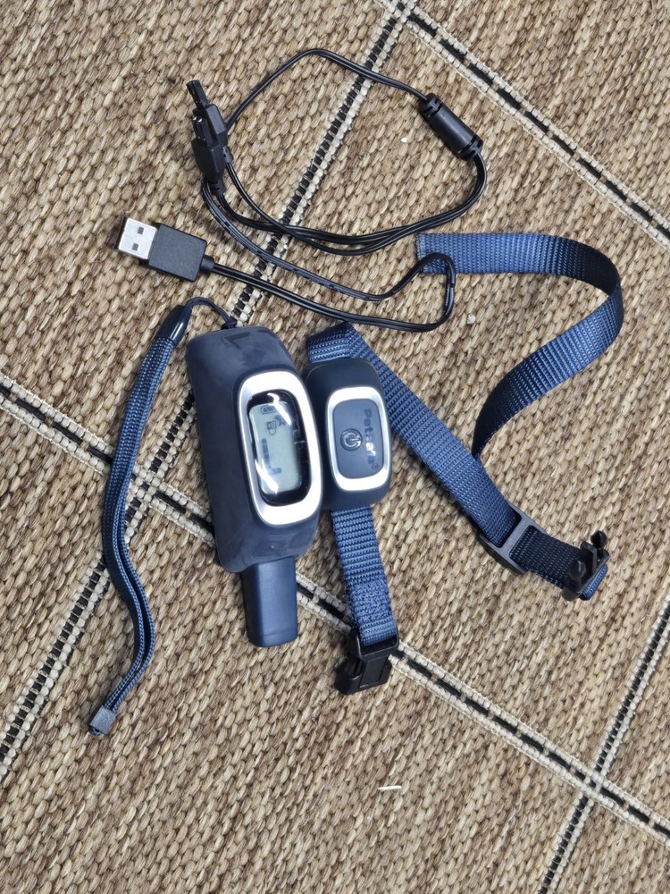 Petsafe RFA-571 Remote Control  RFA-572 Controller Collar With Charge Cable