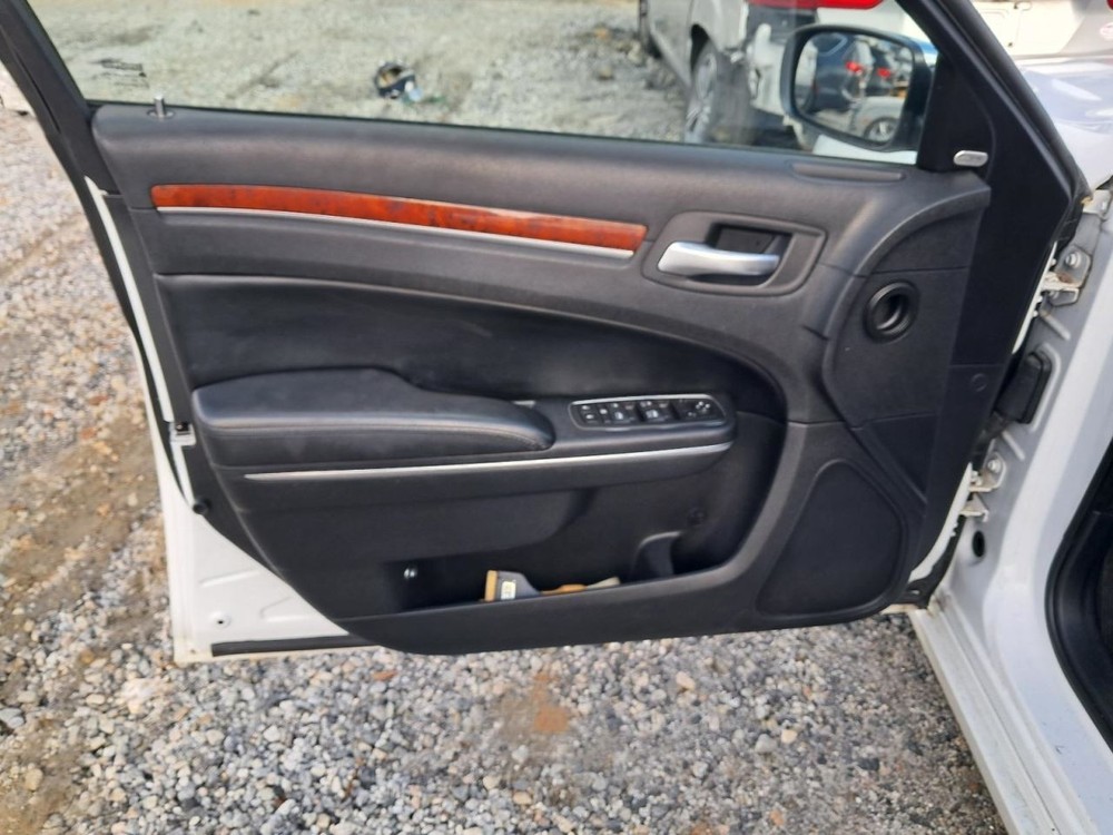 300 2012 Glove Box 4892135