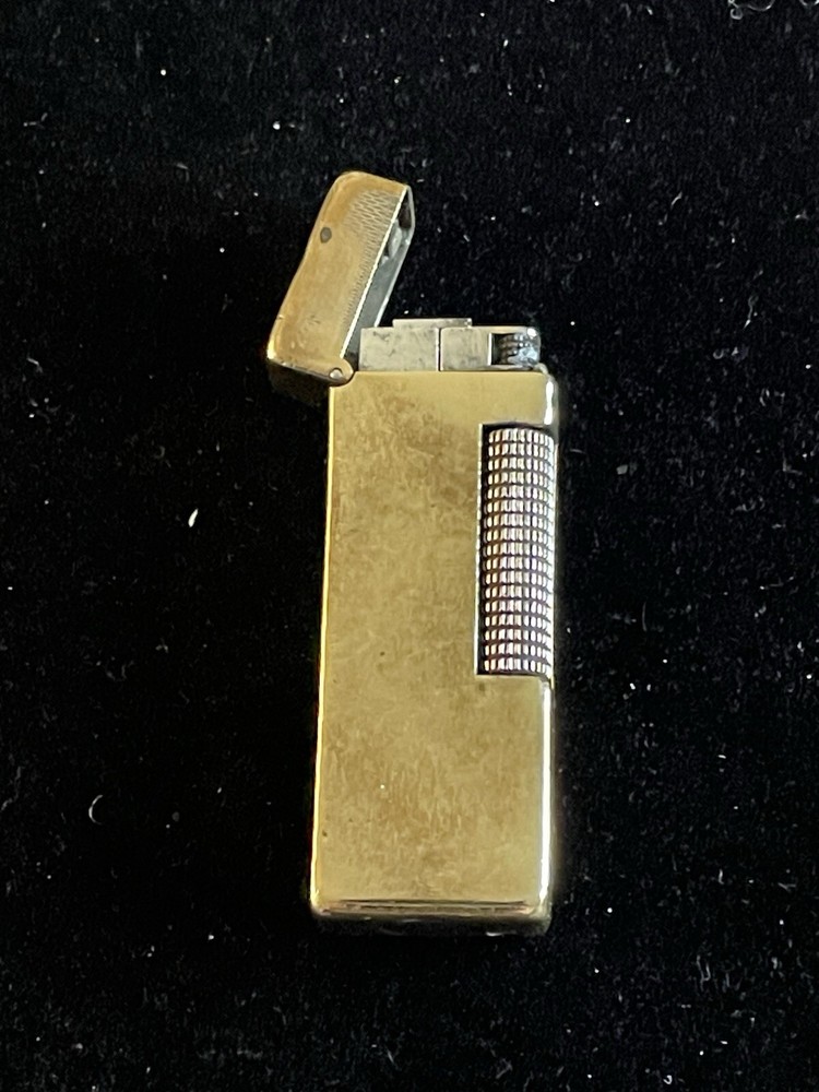 Vintage Dunhill Gold Played Lighter - Good Spark