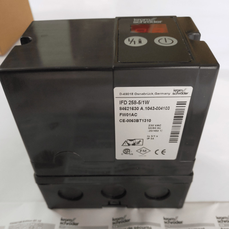 1PCS New KROM SCHRODER IFD 258-5/1W Automatic Burner Controller