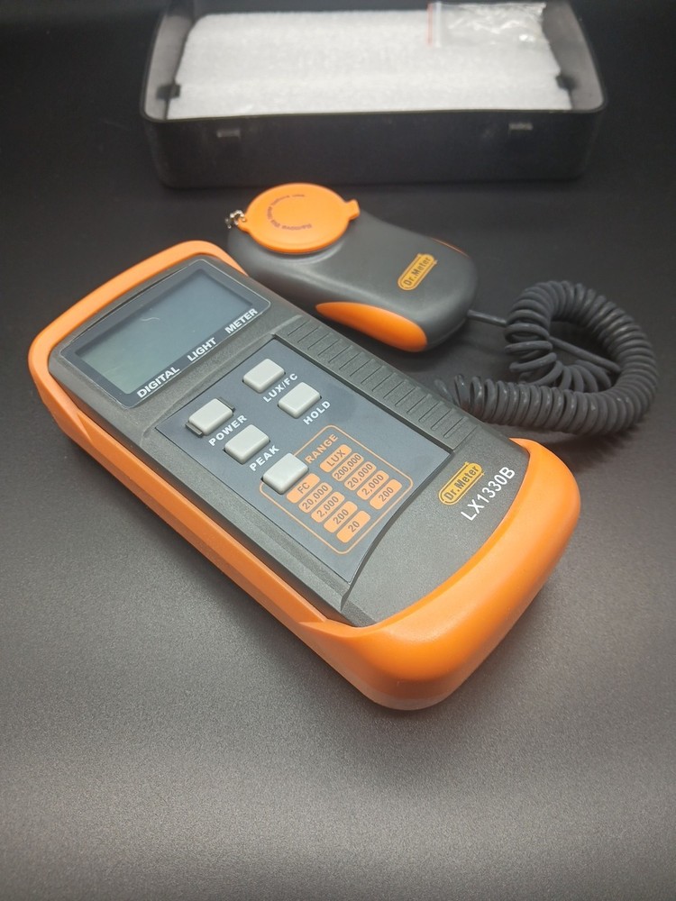 DrMeter Digital Illuminance Meter LX1330B -Precise and reliable light meter