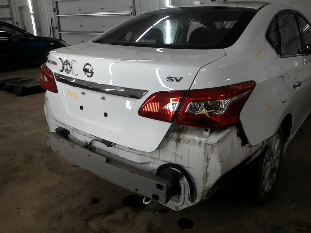 Driver Left Front Spindle/Knuckle Fits 11-25 LEAF 104953009