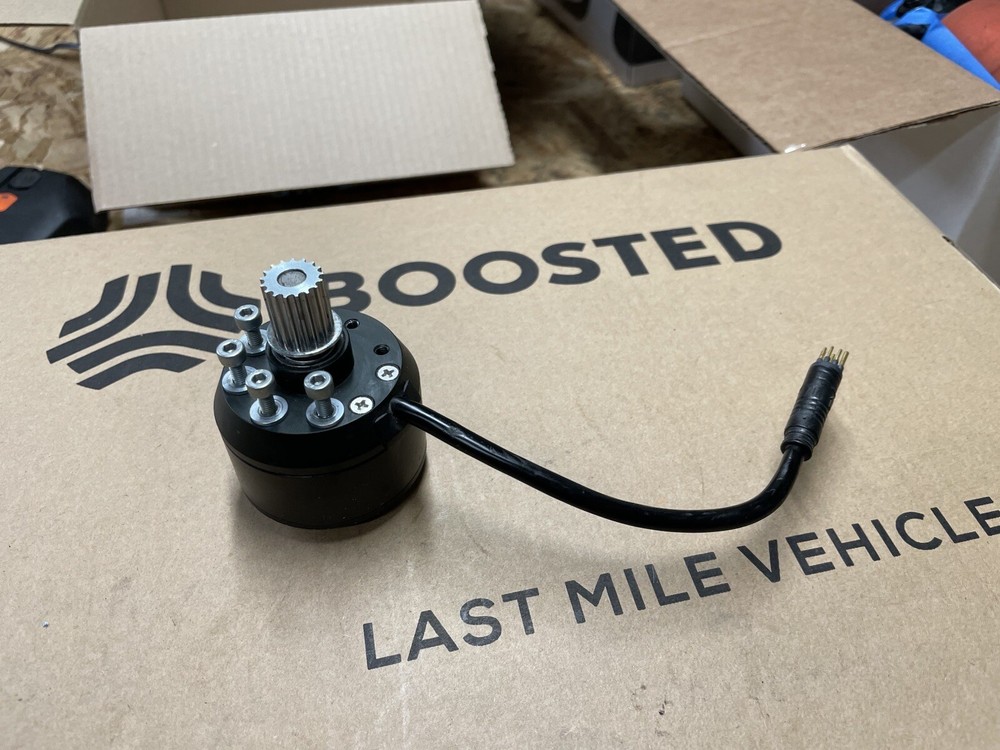 Boosted Board Motor (with Screws)